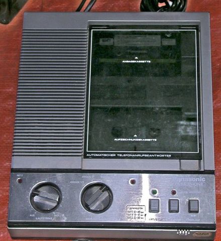 AT&T introduced Touch-Tone