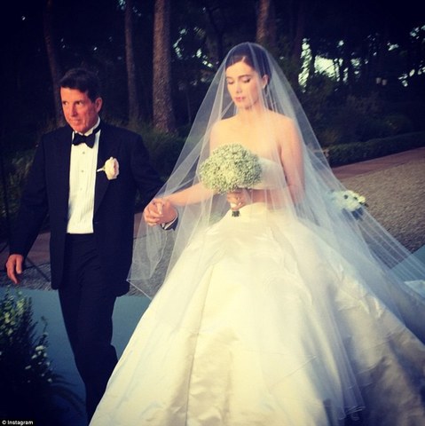 daughter gets married