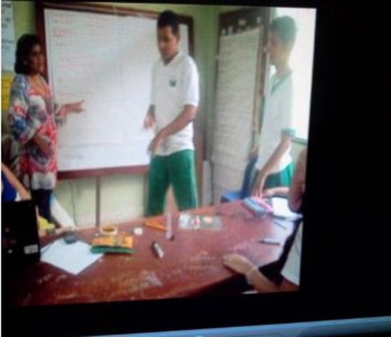 SE TRABAJA LA LOGOGNEIA  a los estudiantes sordos de la I.E.JUAN XXIII   de  la básica secundaria