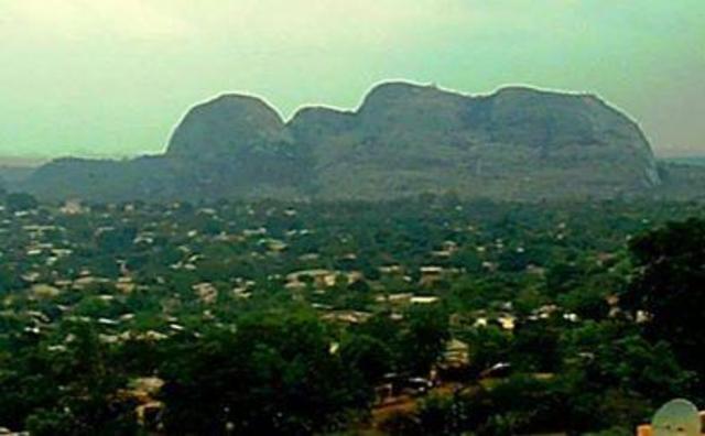 Cabeça do Velho  Vila Pery _ Chimoio