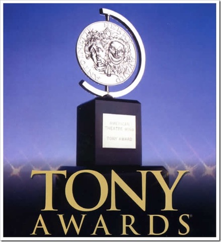 Fences wins the Tony Award for best play