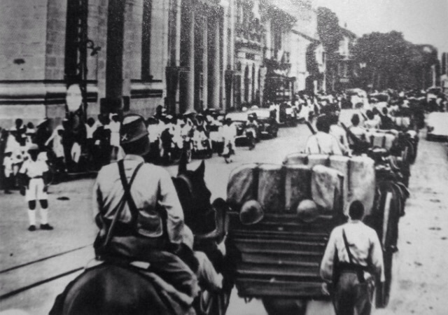 France invades Vietnam