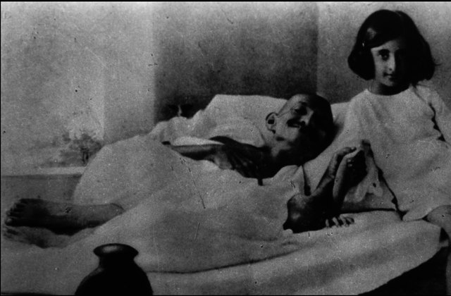 Fasting for rights of textile mill workers of Ahmedabad