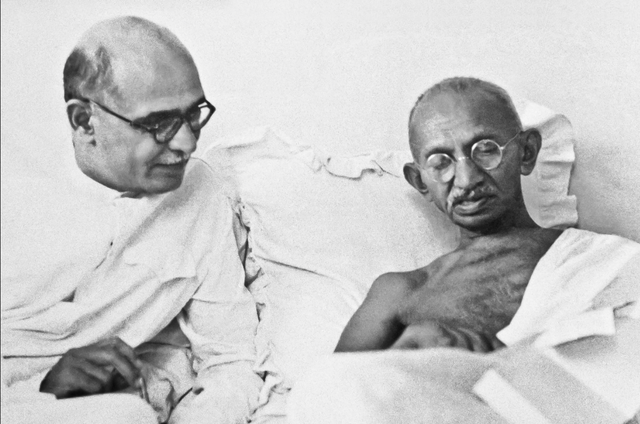 Gandhi Begins Six-Day Fast to Protest Separate Elections for Untouchables