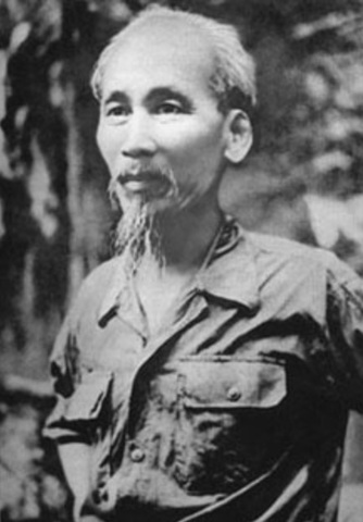 Ho Chi Minh establishes the Viet Minh