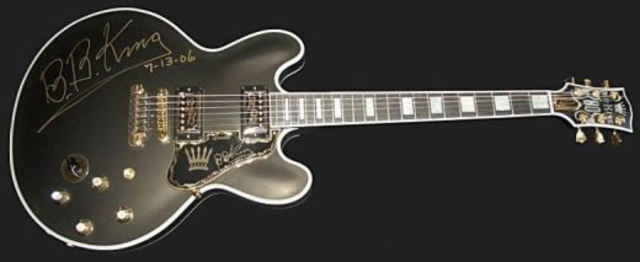 Nace la leyenda de Lucille, su famosa guitarra Gibson ES-355