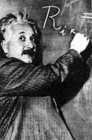1915 Teoria General de la Relatividad de Einstein