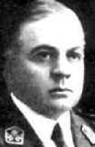 Fundacion de YPF y Dirigencia de Mosconi