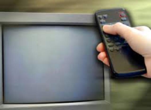Mudanza y Televisor con control remoto