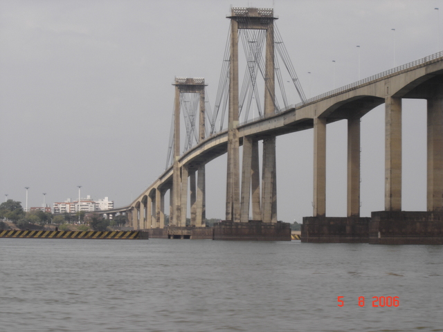 Puente General Belgrano, unión de Chaco y Corrientes. Recuerdo claramente el primer cruce