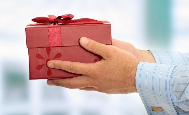 Mr. Tanner's Gift to Robert