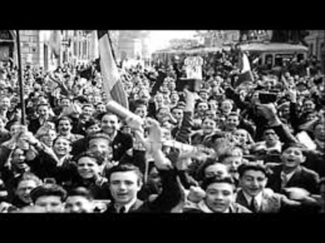 Mussolini is overthrown