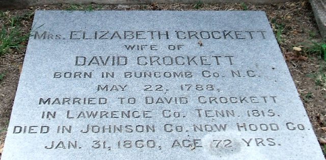 Davy Crockett gets married to Elizabeth Patton