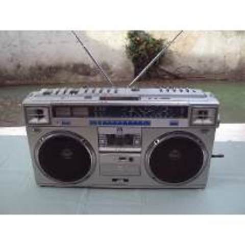 PRIMER EQUIPO DE MUSICA RADIOGRABADOR JVC