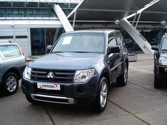 Interceptan en Sarria a un xoven cando conducía un coche sin ter puntos.