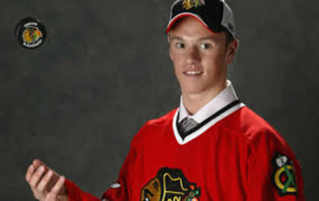 Hawks draft Jonathon Toews