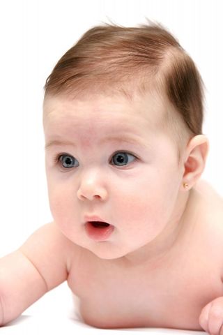 Mi nacimiento: tenía pelo y ojos azules