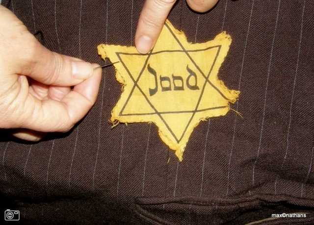 All Jews where ordened to wear a star of David on their clothing