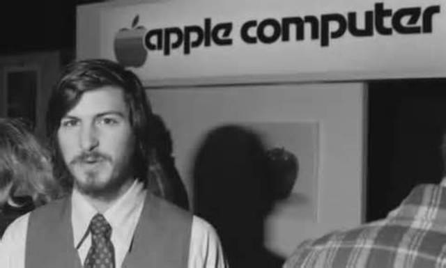 Apple Computer goes public
