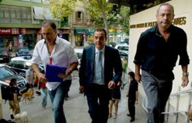 La Policía Nacional detiene a ocho personas en “la operación Espada”.