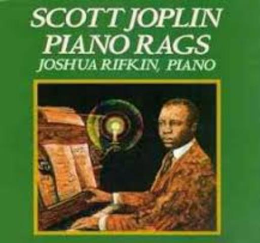Scott Joplin dies.