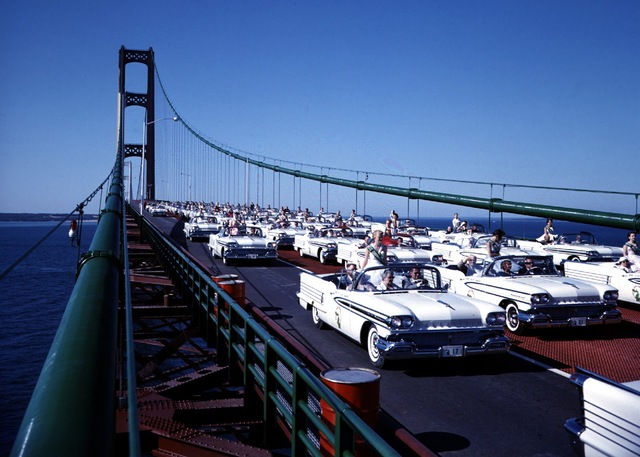 Mackinac Bridge opens