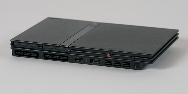 PS2 Slim Released