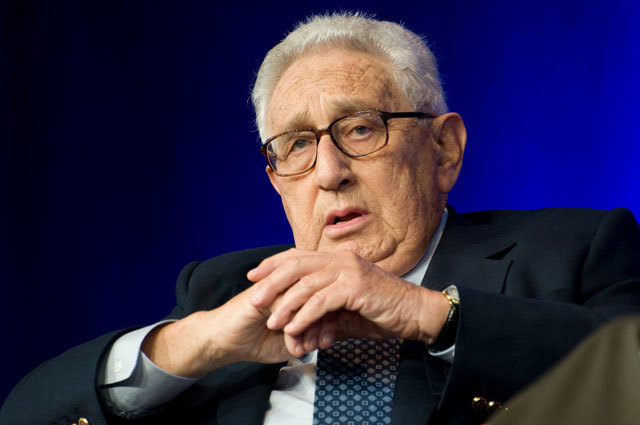 Bush appoints Henry Kissinger as chairman of 9/11 Commission