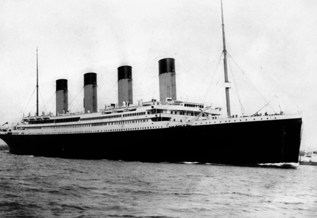 Titanic Sails