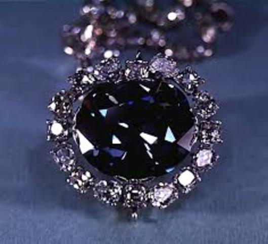 Hope Diamond is Donated to the Smithsonian