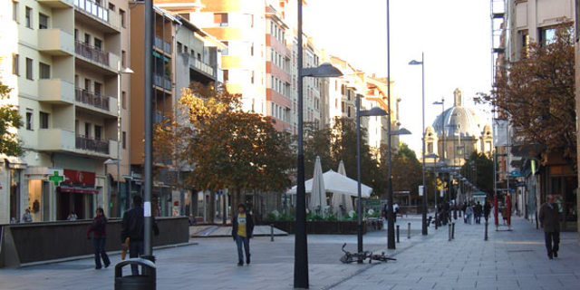 Carlos III "el Noble" firma el privilegio de la union de los burgos de Pamplona