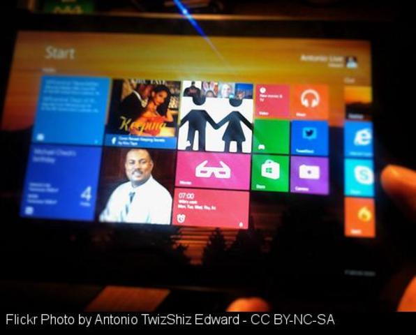 Microsoft saca ao mercado o sistema operativo Windows 8