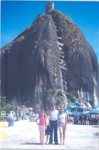 PASEO CON MI FAMILIA A MEDELLIN