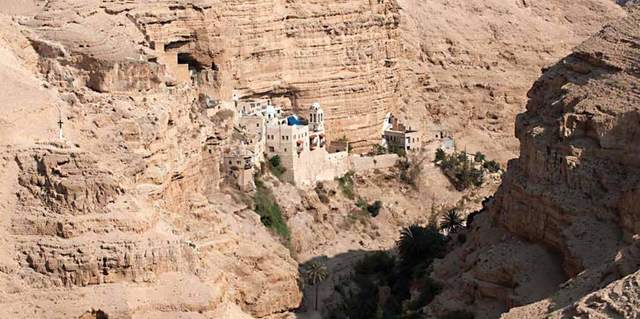 Aparicion de las primeras ciudades en Asia y Europa