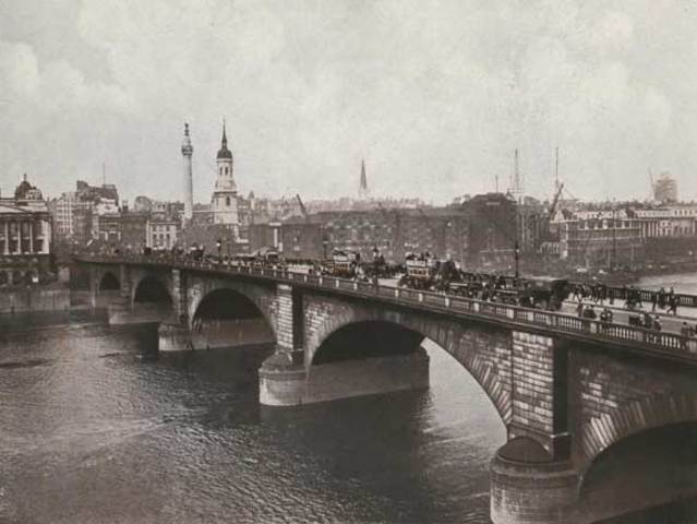 The London Bridge was brought to the US