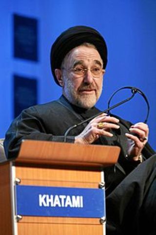Mohammad Khatami elected president