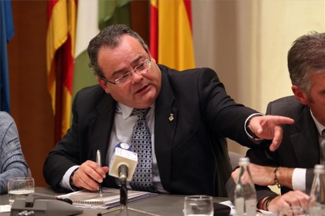 Josep Valls renuncia al cargo