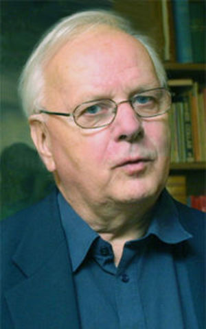 Си́мула-67 (Simula 67) — язык программирования для моделирования сложных систем.