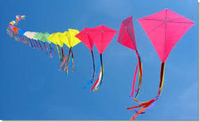 Amir and Hassan win the kite tournament