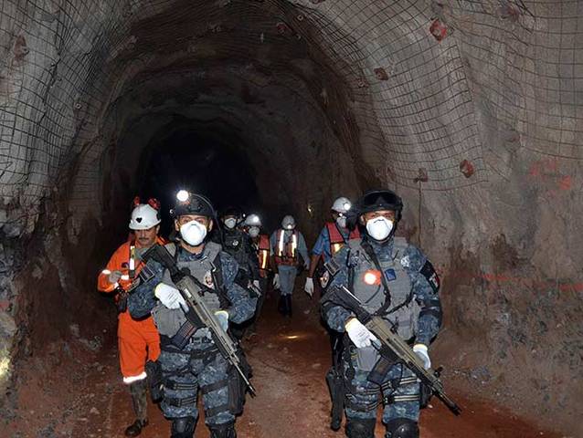 Continúa búsqueda de normalistas