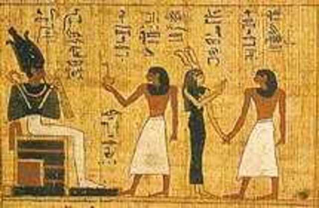 3400 a.c  En este año los egiptos empiezan a utilizar la escritura en jeroglificos.