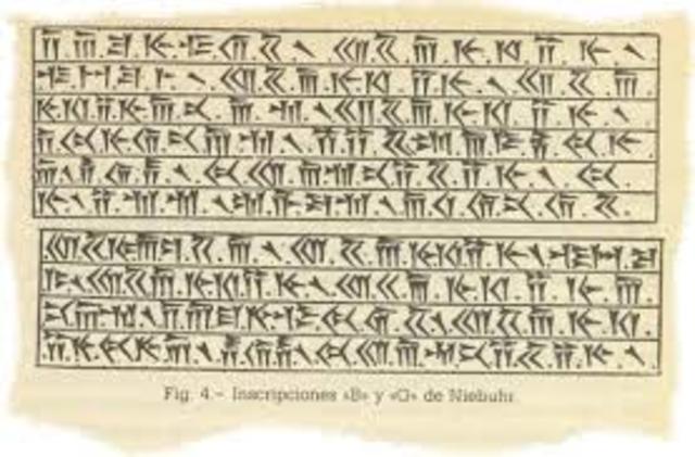 3200 a c. Los primeros documentos jeroglíficos se escriben en Egipto. (Jeroglífica, Hierática y Demótica)