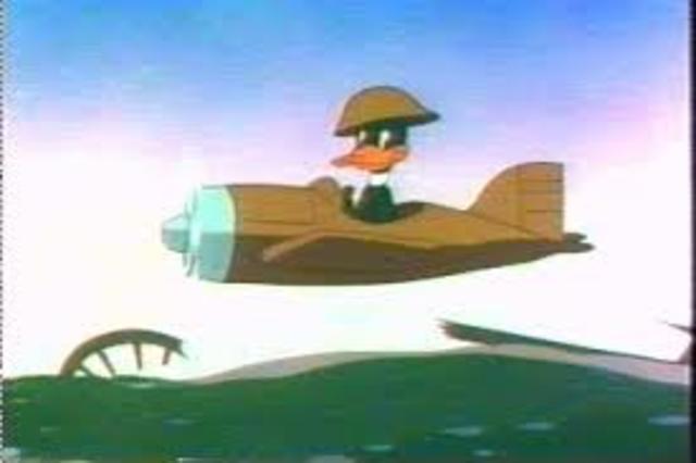 Daffy joins the 600th Bombardment Squadron