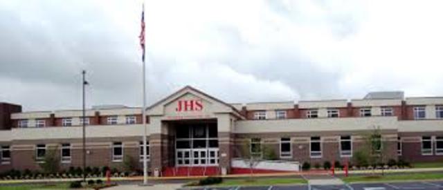 J'ai commencé l'école.