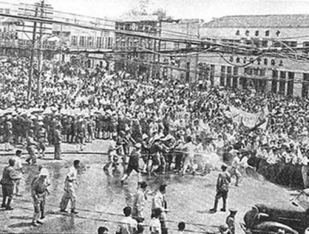 Chiang Kai-Shek  tries to destroy Mao Zedong's communist forces while running a country