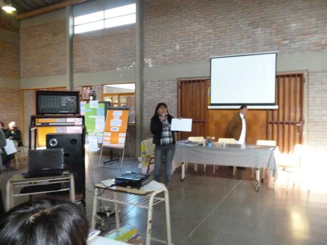 Se logró comprar un retroproyector con el que optimizaríamos nuestra labor