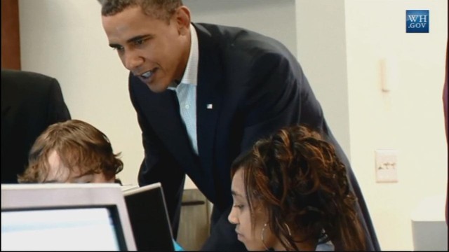 Obama announces plan to allow two free years of community college for all American students