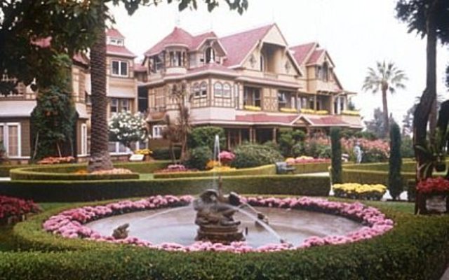 A mansão Winchester, "The mistery house"