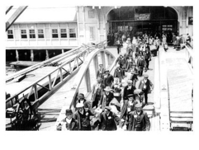 Great Italian Immigration begins.