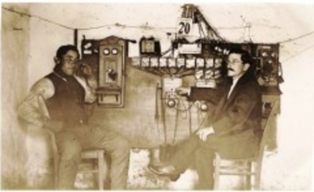 Primer sistema de radio comunicación unidireccional